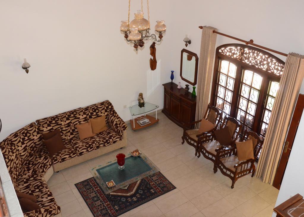 Gondolas Holiday Lanka Ragama Εξωτερικό φωτογραφία